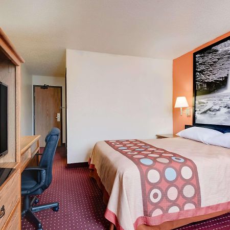 Super 8 Martinsburg Hotel Ngoại thất bức ảnh