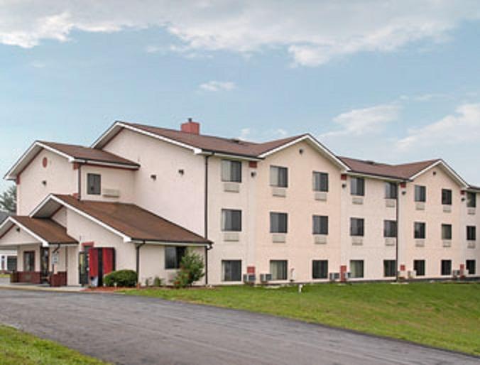 Super 8 Martinsburg Hotel Ngoại thất bức ảnh